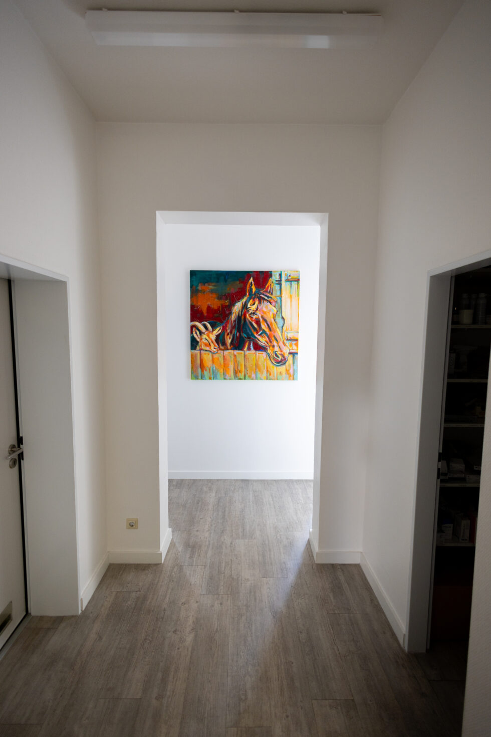 Praxisflur zum Wartezimmer